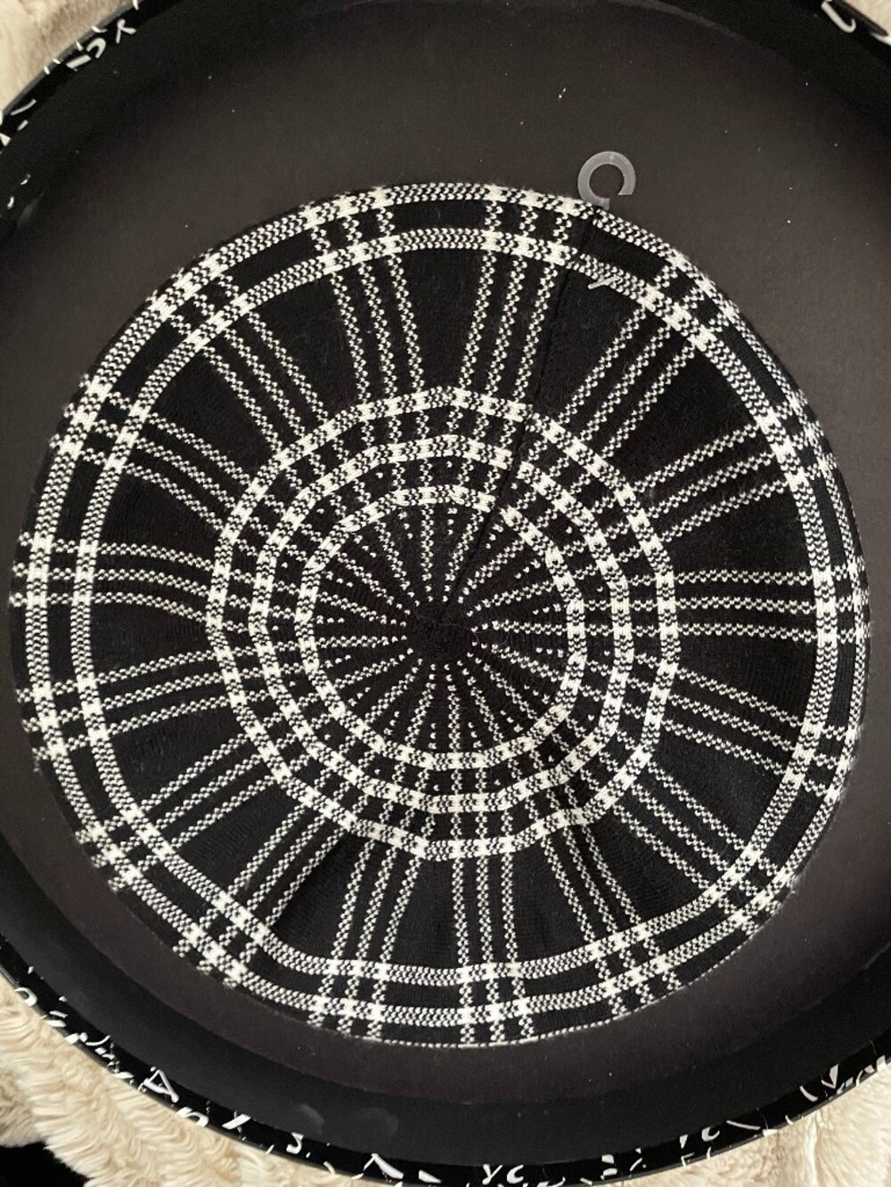 Jones New York Black and White Print Beret